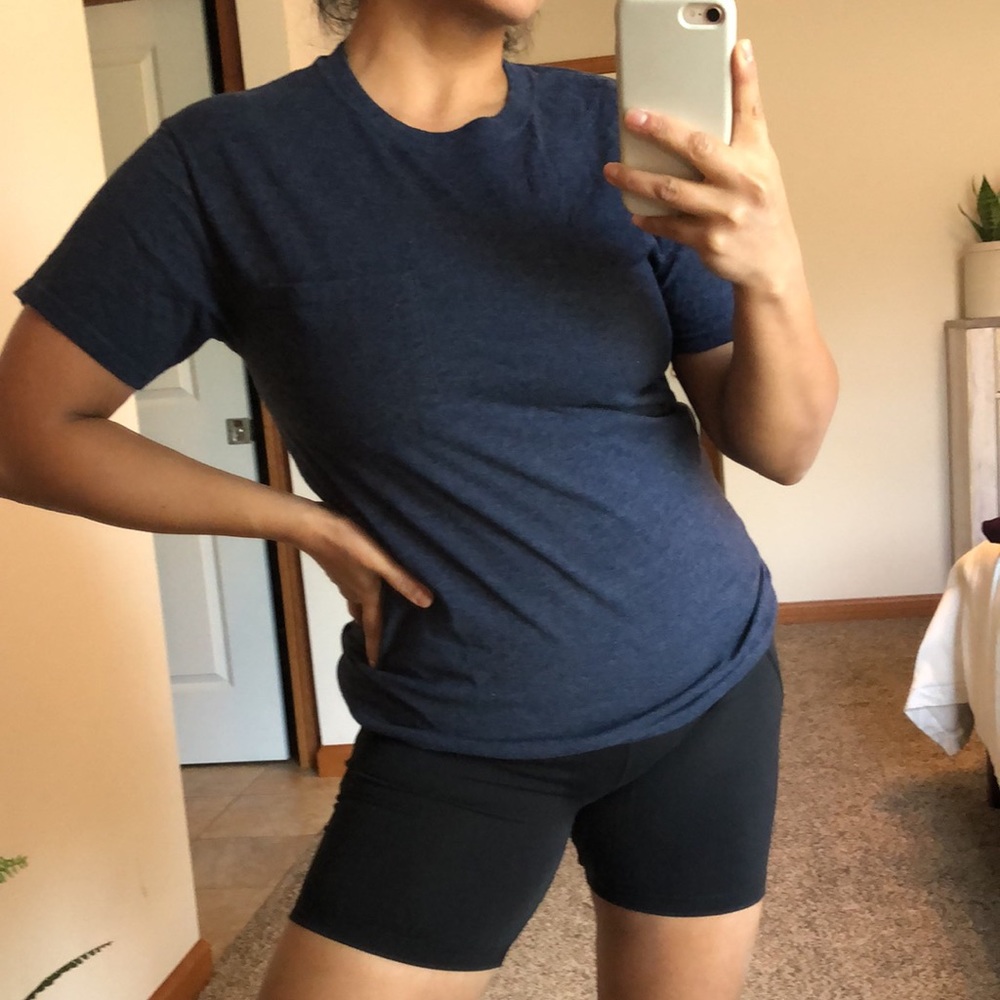 Basic tee - Picture 2 of 3